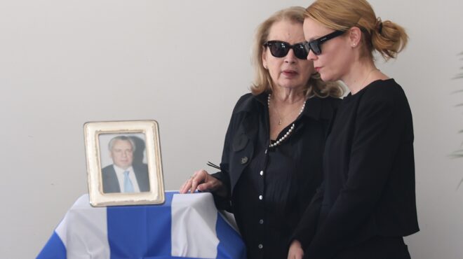 κηδεία-αναστάση-παπαληγούρα-ο-συγκιν-564079090