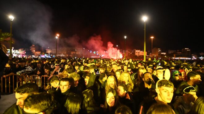 πάτρα-αυλαία-για-το-καρναβάλι-με-μία-φα-564092047
