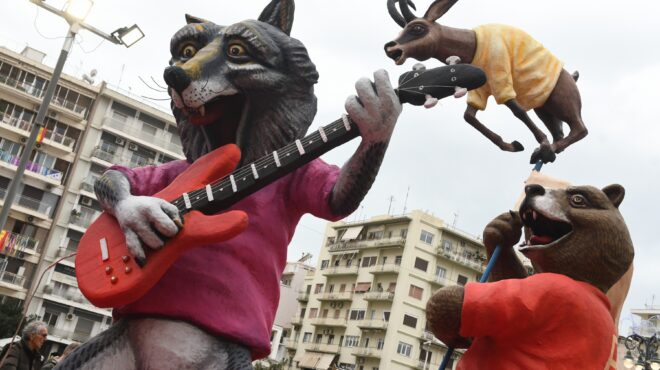 πάνω-από-20-000-μικροί-καρναβαλιστές-ξεχύθ-564079618