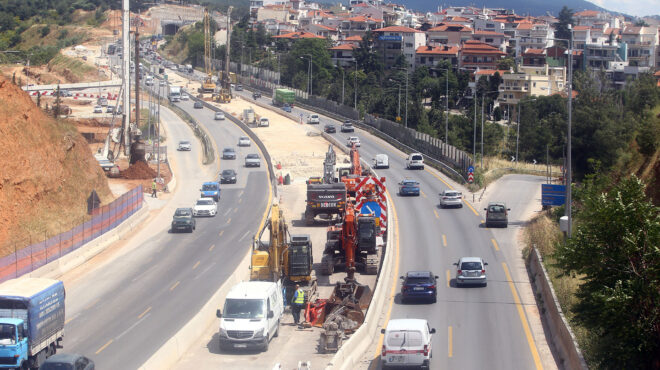 θεσσαλονίκη-κλειστός-το-βράδυ-ο-περιφ-564085693