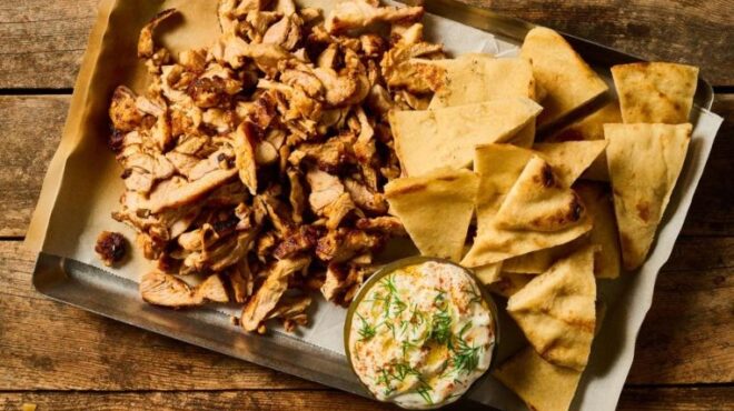 πιτόγυρο-με-κοτόπουλο-βίντεο-564097393