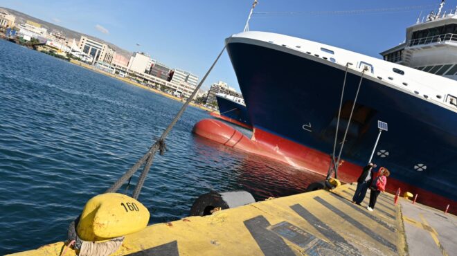 απεργία-πνο-δεμένα-όλα-τα-πλοία-στις-28-φ-564084154