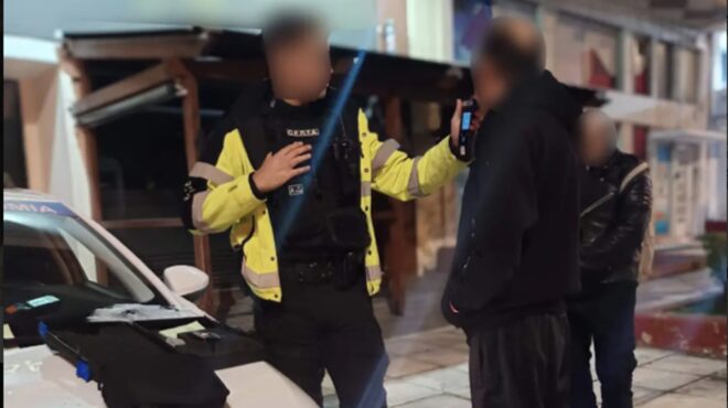 τροχαία-πάνω-από-4-500-κλήσεις-σε-5-ημέρες-σ-564092983