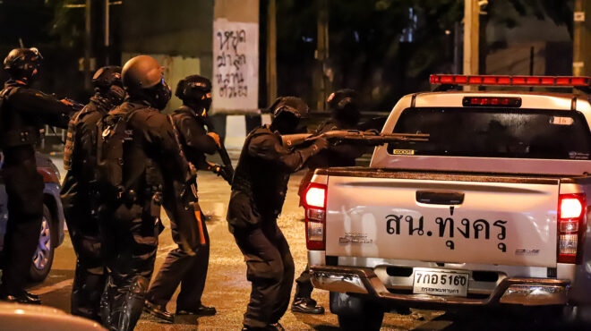 ταϊλάνδη-ανδρας-άνοιξε-πυρ-σε-σχολείο-564072271