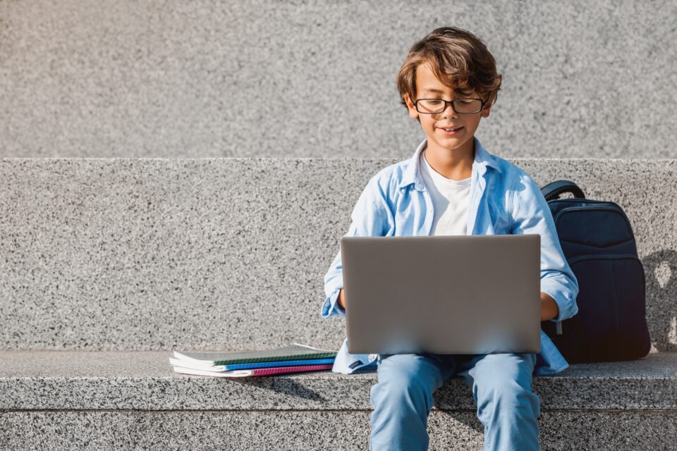 Γενιά Chatbot: Οι έφηβοι ζουν με την AI, οι γονείς προσπαθούν να καταλάβουν-9