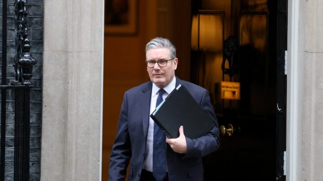 πώς-η-θύελλα-επσταϊν-απειλεί-να-ανατρέ-564060022