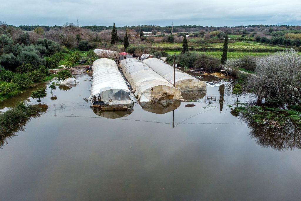 Κύμα κακοκαιρίας σαρώνει τη χώρα – Κατολισθήσεις και ζημιές σε όλη την επικράτεια-2