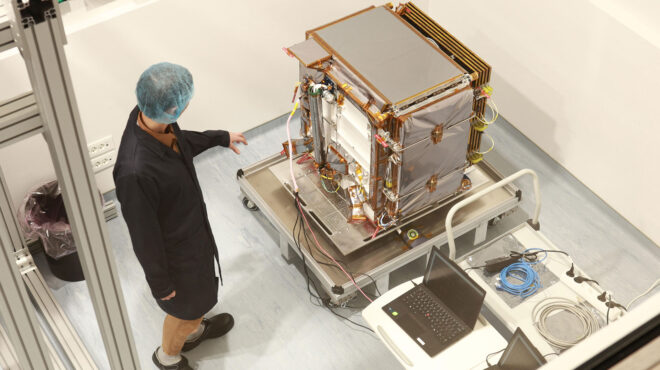 δορυφόροι-made-in-greece-564055996