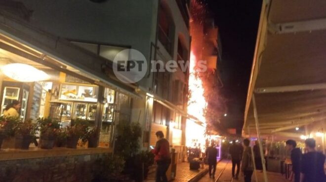 βόλος-φωτιά-σε-κτίριο-στον-aγιο-κωνσταν-564067849