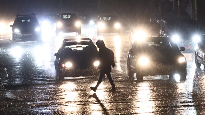 επιδείνωση-καιρού-με-καταιγίδες-σκόν-564060694