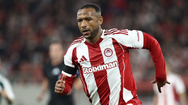 ο-ολυμπιακός-έδεσε-τον-αγιούμπ-ελ-κα-564122368