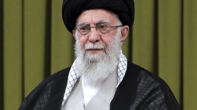 αλί-χαμενεΐ-κραυγές-564106828