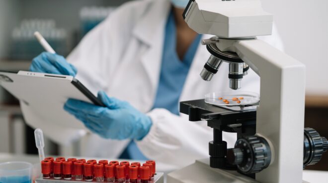 οι-λοιμώξεις-που-προκαλούν-καρκίνο-564132742