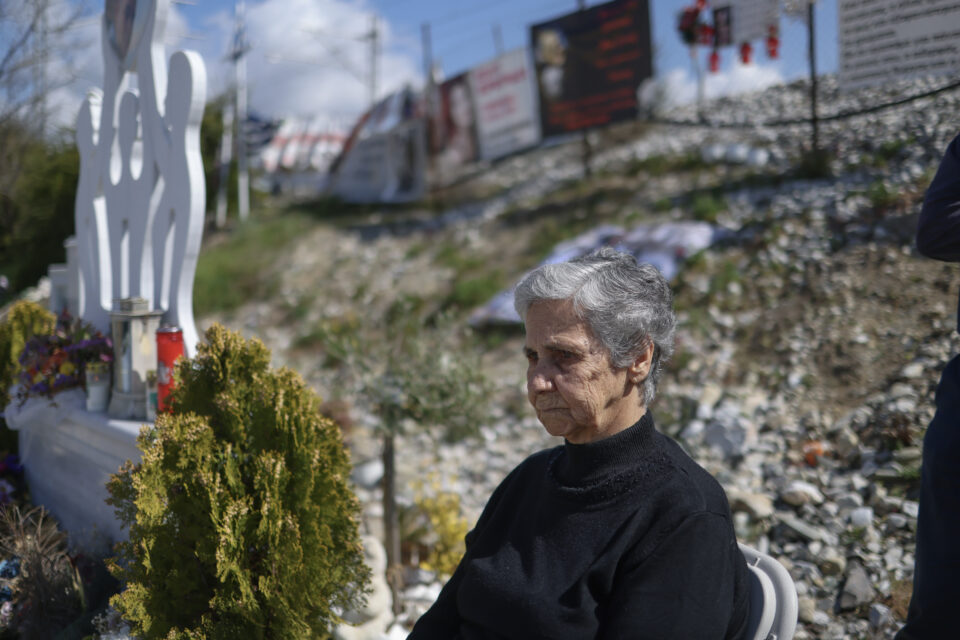 Καθήκον μας να κρατάμε ζωντανό το μνημείο των Τεμπών-6