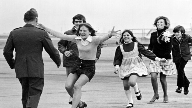 σαν-σήμερα-17-μαρτίου-1973-ξέσπασμα-χαρά-564128692