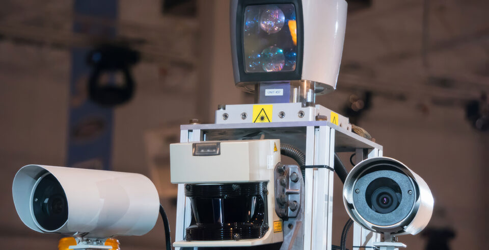 Από το πεδίο της μάχης στους δρόμους της πόλης-1