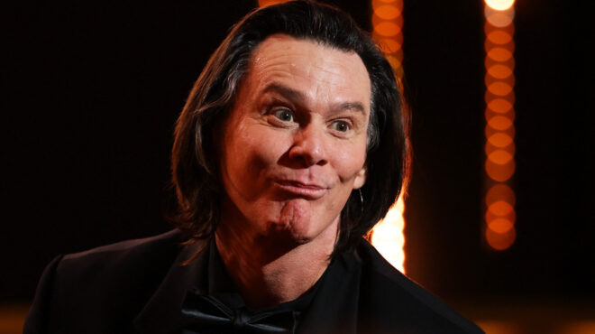 η-θεωρία-συνωμοσίας-για-τον-τζιμ-κάρεϊ-564106153