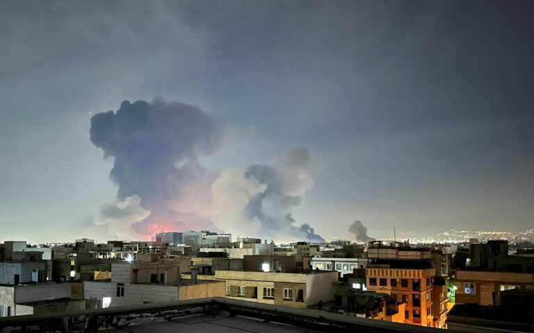 live-hπα-και-ισραήλ-εναντίον-ιράν-12η-ημέρα-σ-564119035