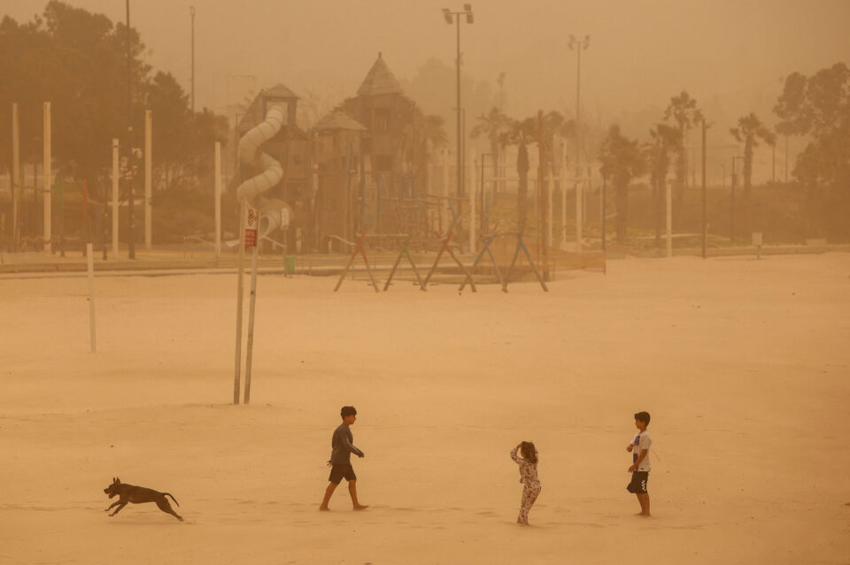 Αμμοθύελλα σάρωσε τη Γάζα – Προειδοποιήσεις στους εκτοπισμένους-4