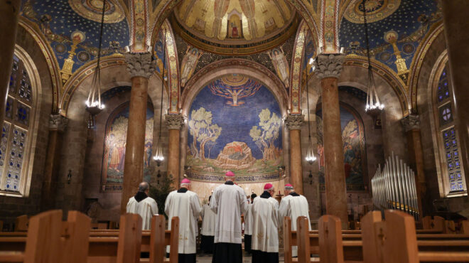 ισραήλ-κεκλεισμένων-των-θυρών-οι-λειτ-564153097