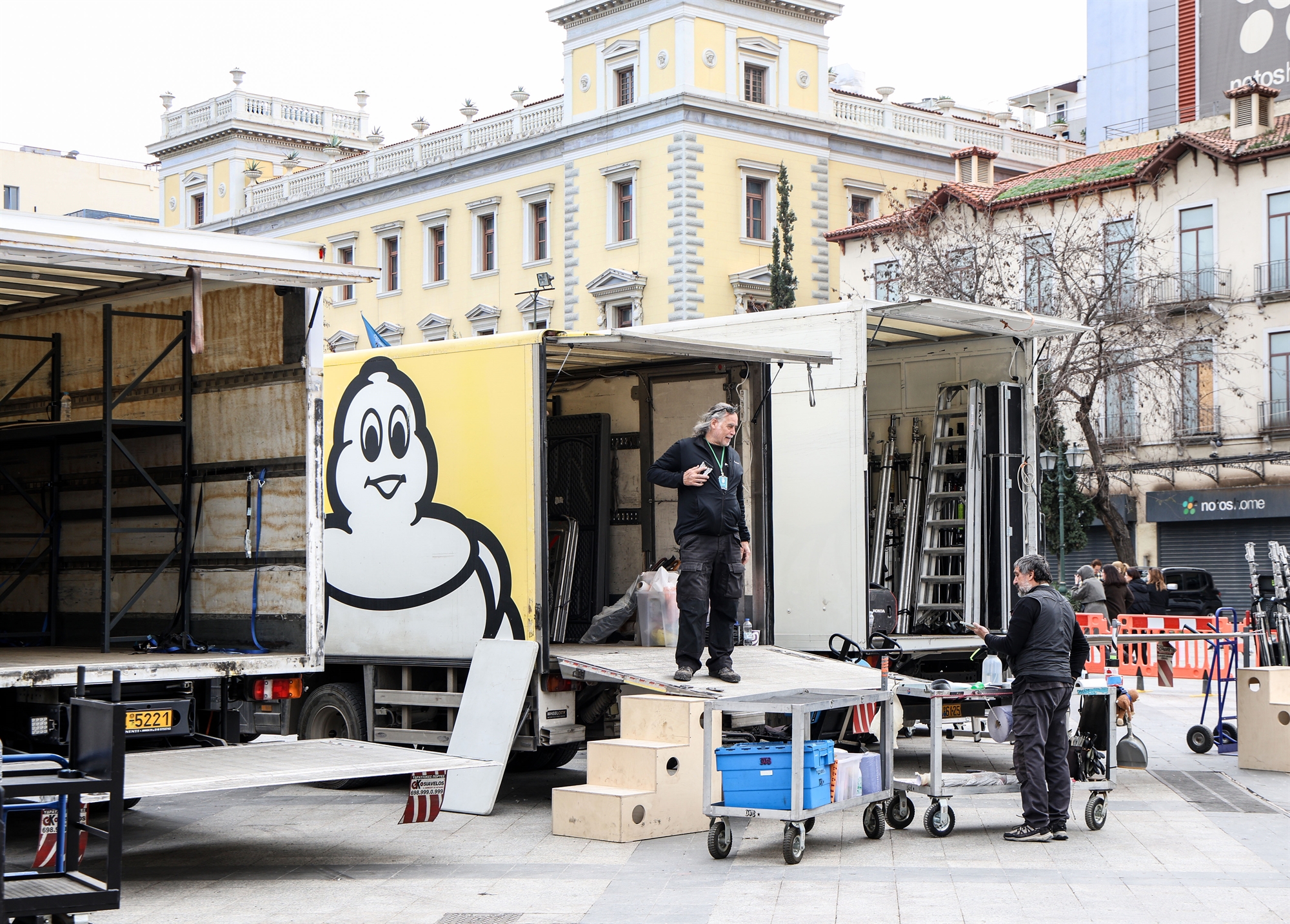 Μπραντ Πιτ: Αέρας Χόλιγουντ στο κέντρο της Αθήνας-3