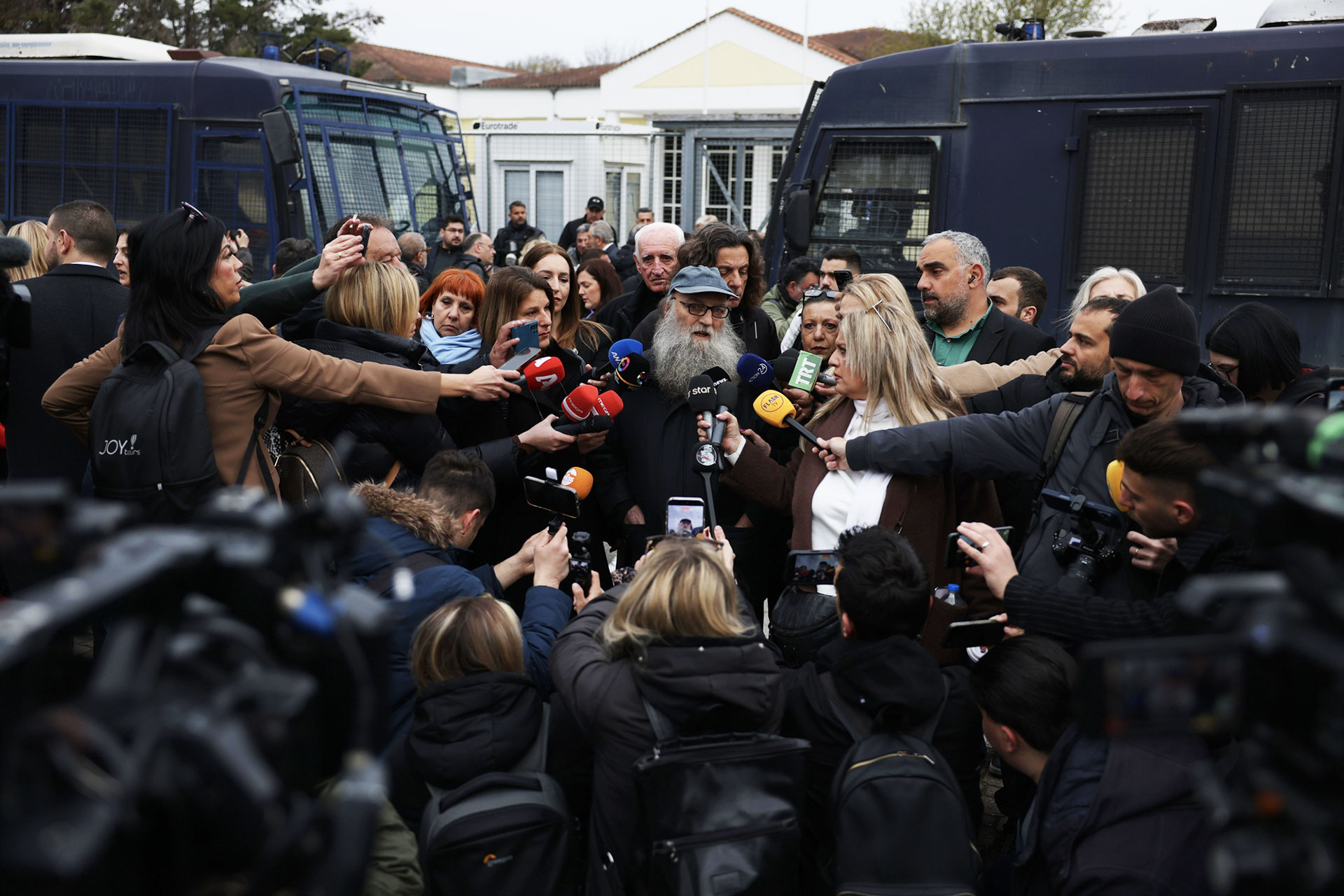 Δίκη Τεμπών: Χάος και ένταση για τις συνθήκες «ασφυξίας»-2