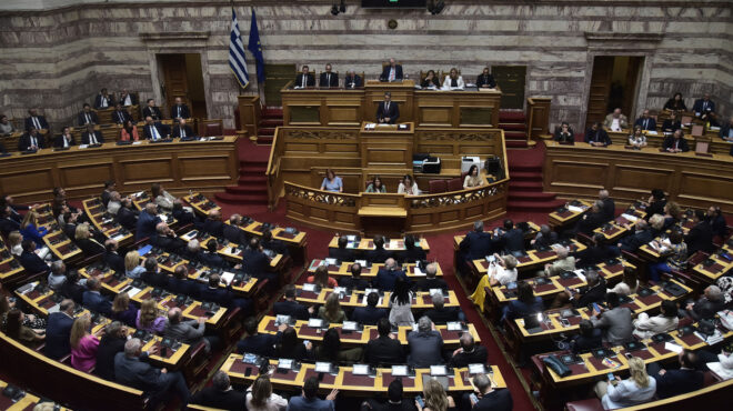 βουλή-ναι-από-ν-δ-και-πασοκ-για-τα-μέτ-564134299