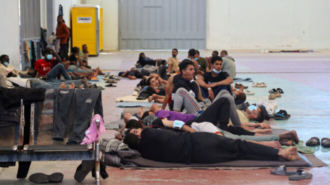 πρόσφυγες-ραγδαία-αύξηση-των-αιτημάτ-564141523