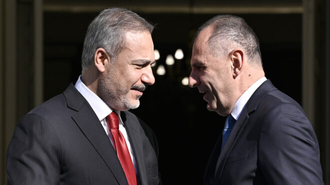 eπικοινωνία-του-γεραπετρίτη-με-τον-φιν-564107164