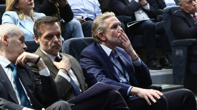 πασοκ-τα-απόνερα-της-διαγραφής-κωνσ-564123640