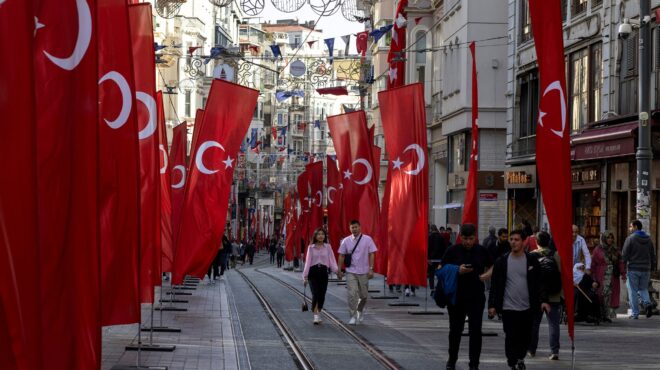 ανησυχία-στην-αγκυρα-για-τη-λίρα-και-γι-564105127