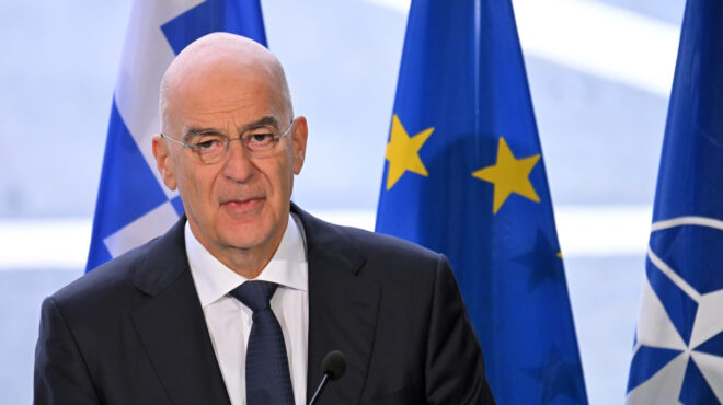 δένδιας-η-ελλάδα-θα-βοηθήσει-στην-αντι-564111346