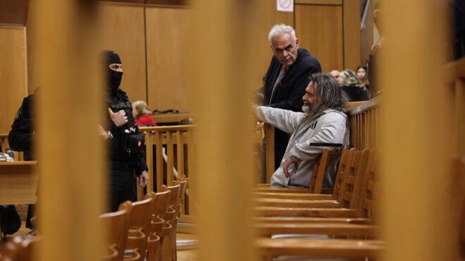 χρυσή-αυγή-η-μάχη-των-ελαφρυντικών-κ-564108841