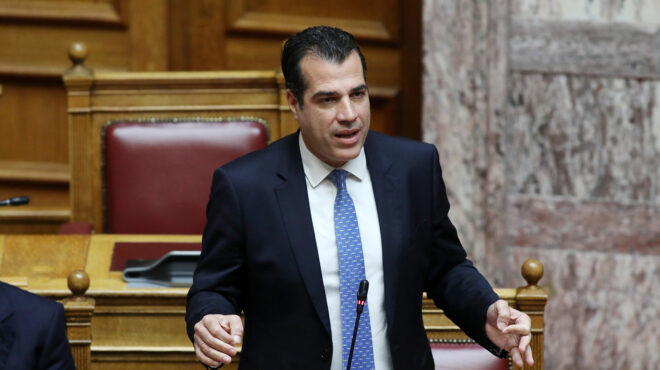 πλεύρης-στο-τραπέζι-η-απαγόρευση-της-μ-564119344