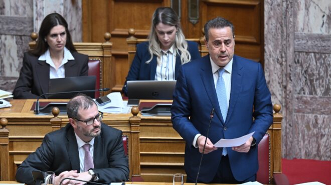 βουλή-με-κωνσταντίνο-καραμανλή-η-απάν-564121681