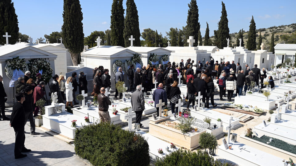 Το «τελευταίο αντίο» στον Γιώργο Μαρίνο [φωτογραφίες]-6