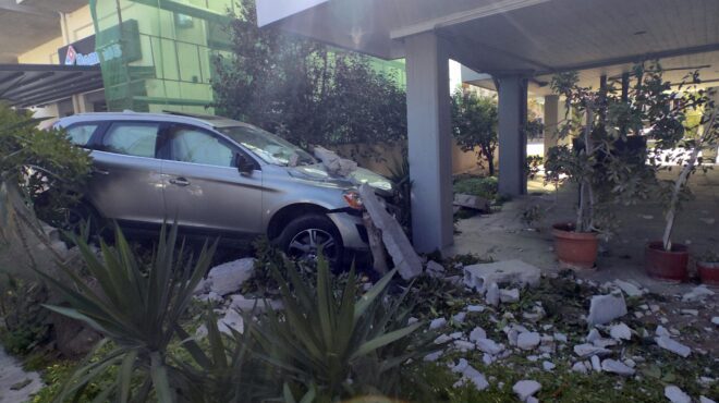 τροχαίο-στο-ναύπλιο-ι-χ-εισέβαλε-σε-πιλ-564127246