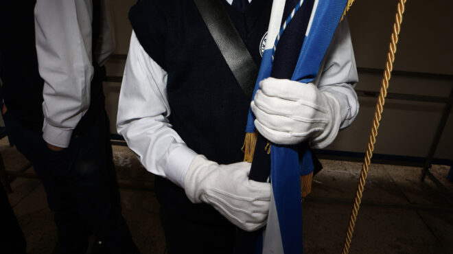 η-μοιρολατρία-των-εκσυγχρονιστών-564142531