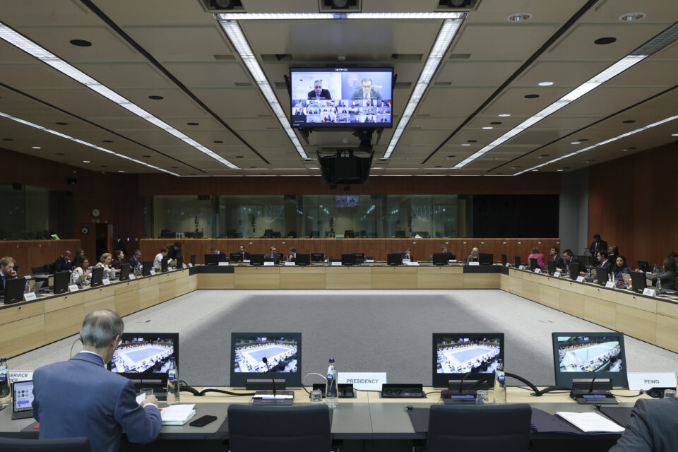 Πιερρακάκης: Στοχευμένα και προσωρινά μέτρα, προτεραιότητα στους πιο ευάλωτους-1