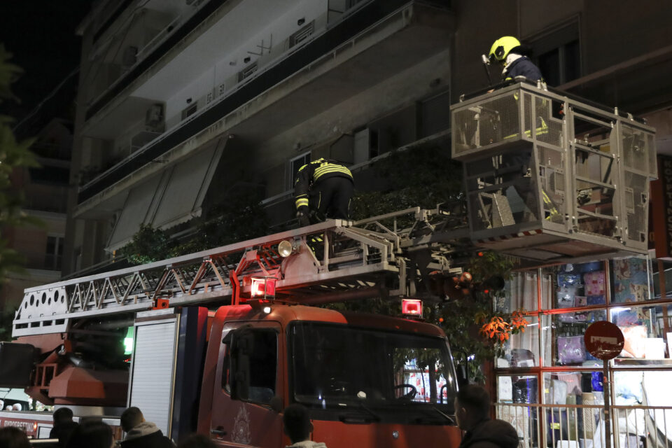 Φωτιά σε διαμέρισμα στου Γκύζη-2