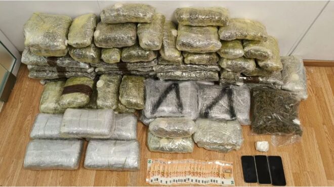 διακινούσαν-ναρκωτικά-με-ταξί-δύο-σ-564126637