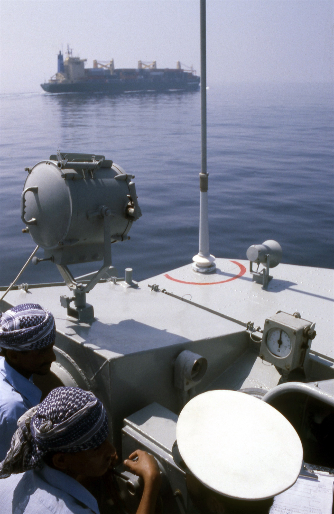 Ο «στραγγαλισμός» του Περσικού 46 χρόνια πριν-2