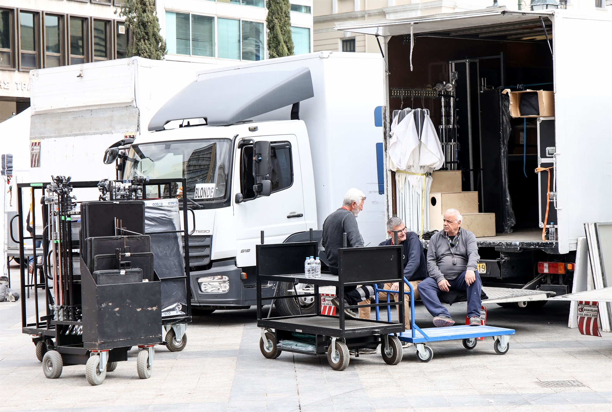 Μπραντ Πιτ: Αέρας Χόλιγουντ στο κέντρο της Αθήνας-1