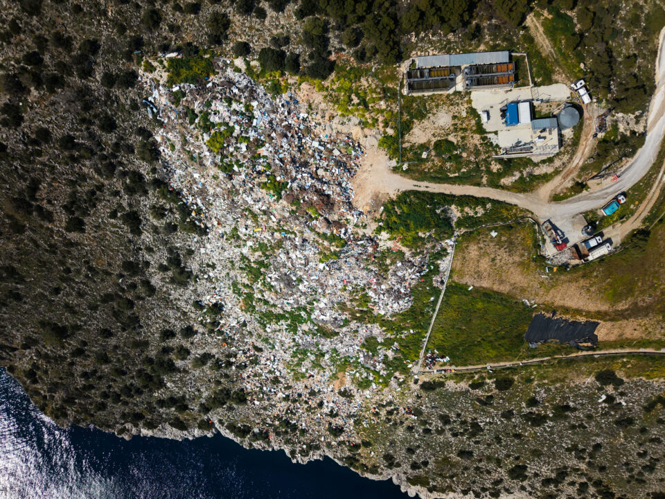 Αγκίστρι: Μια χωματερή στον βυθό της θάλασσας-9