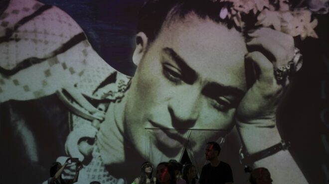 netflix-στα-σκαριά-δραματική-σειρά-για-τη-φρ-564126562