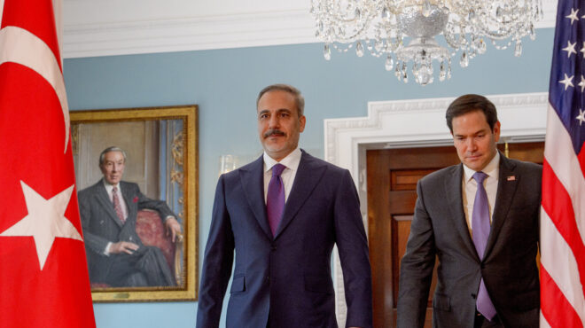 επικοινωνία-φιντάν-ρούμπιο-για-τη-μ-564108073