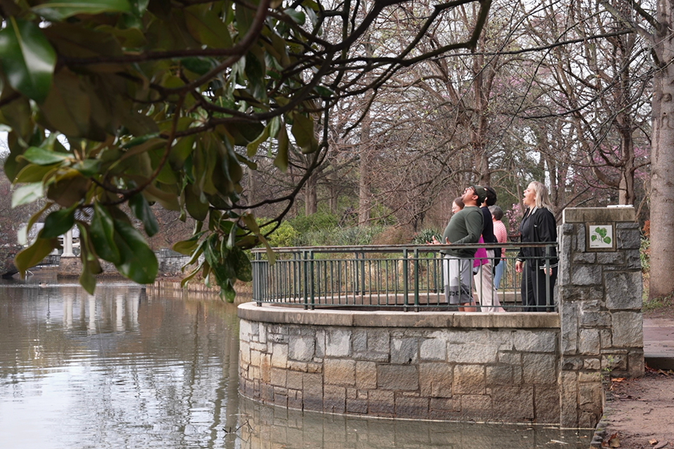 Μια κουβερτούλα με τον υπουργό-2