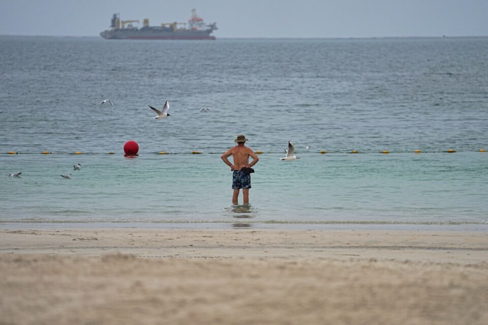 «Η λάμψη χάθηκε»: Εικόνες από ένα απόκοσμα ήσυχο Ντουμπάι εν μέσω πολέμου στο Ιράν-8