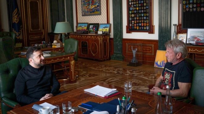 ο-σον-πεν-παρέλαβε-τελικά-ένα-οσκαρ-α-564131770