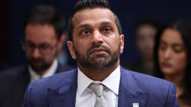 ινδία-πάνω-από-3-εκατ-αξιωματούχοι-για-564150739